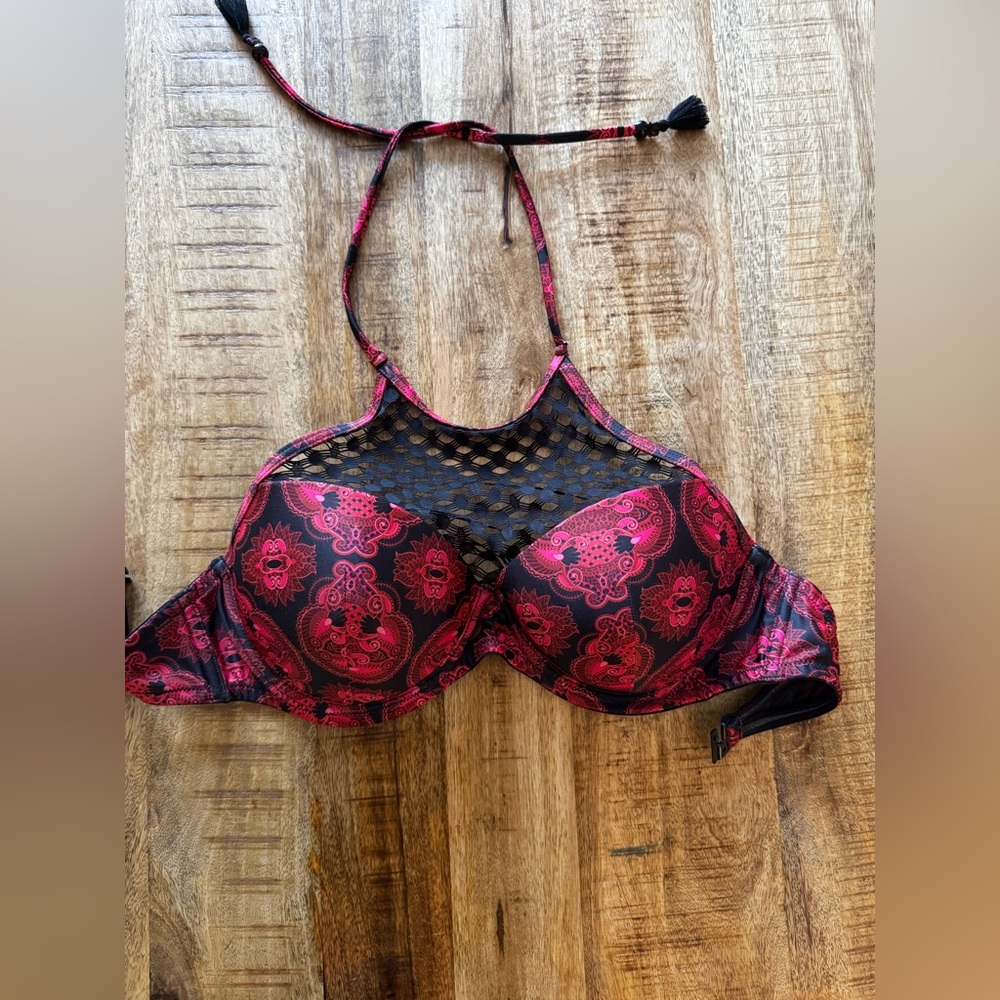 ASOS Black and Pink red Lace macrame Halter Bikini top bra 34DD NEW NWOT